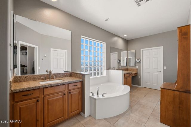 1329 S IOWA Court, Chandler, AZ 85286