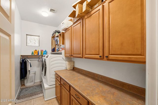 1329 S IOWA Court, Chandler, AZ 85286