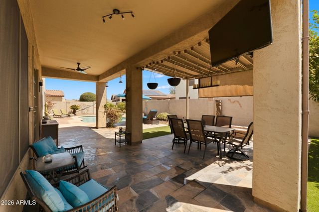 1329 S IOWA Court, Chandler, AZ 85286