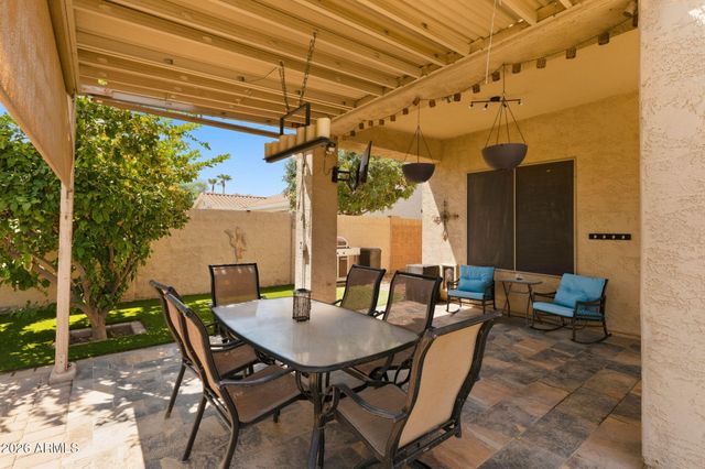 1329 S IOWA Court, Chandler, AZ 85286