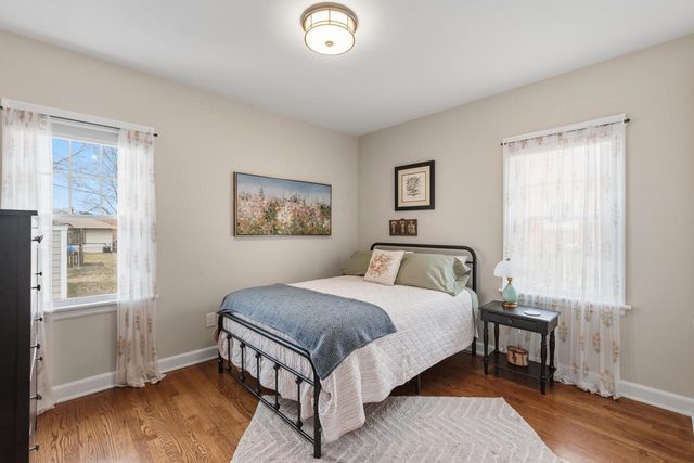 5001 N Bay Ridge Avenue, Whitefish Bay, WI 53217