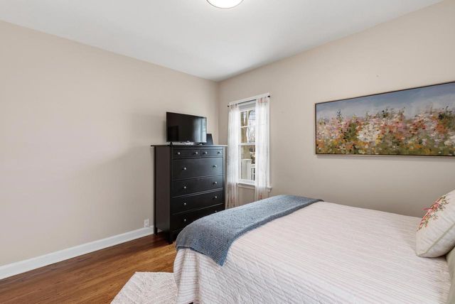 5001 N Bay Ridge Avenue, Whitefish Bay, WI 53217