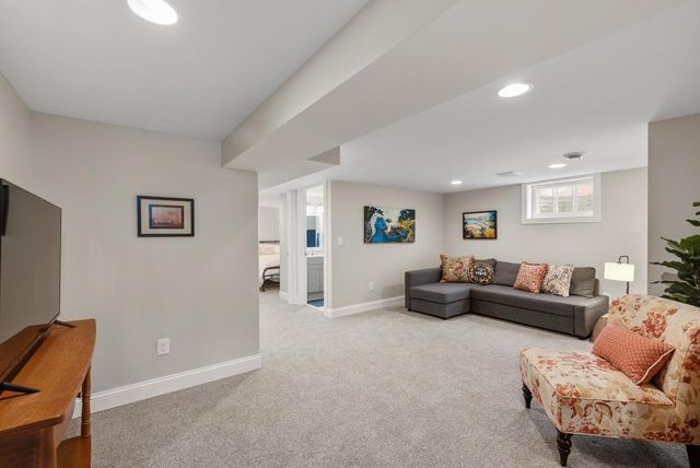 5001 N Bay Ridge Avenue, Whitefish Bay, WI 53217