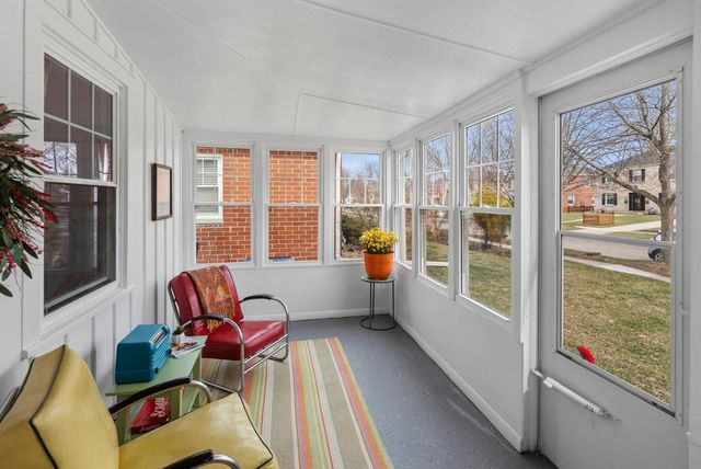 5001 N Bay Ridge Avenue, Whitefish Bay, WI 53217