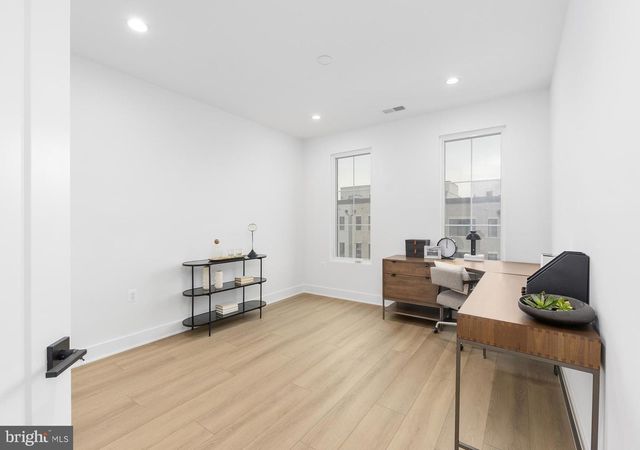 8605 ERDEM PL, Chevy Chase, MD 20815