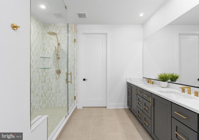 8605 ERDEM PL, Chevy Chase, MD 20815
