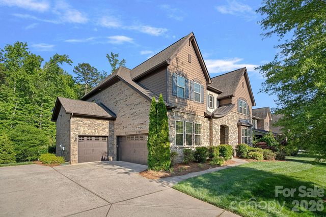 109 Eden Hollow Lane, Matthews, NC 28104