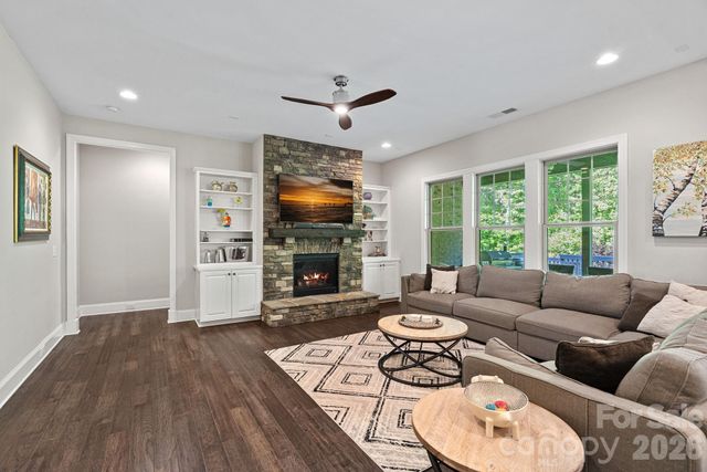 109 Eden Hollow Lane, Matthews, NC 28104