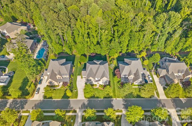 109 Eden Hollow Lane, Matthews, NC 28104
