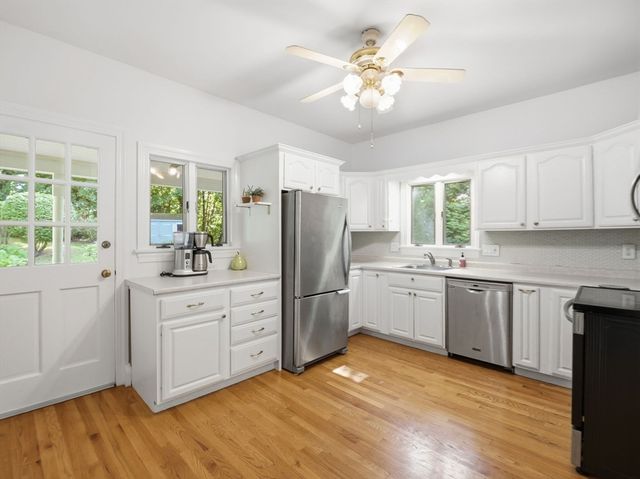 29 Bedford, Burlington, MA 01803
