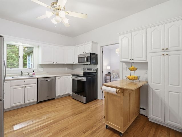 29 Bedford, Burlington, MA 01803
