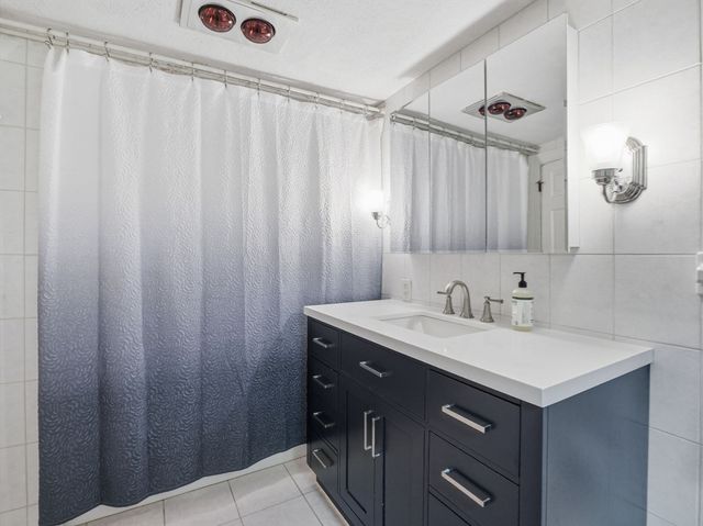 29 Bedford, Burlington, MA 01803