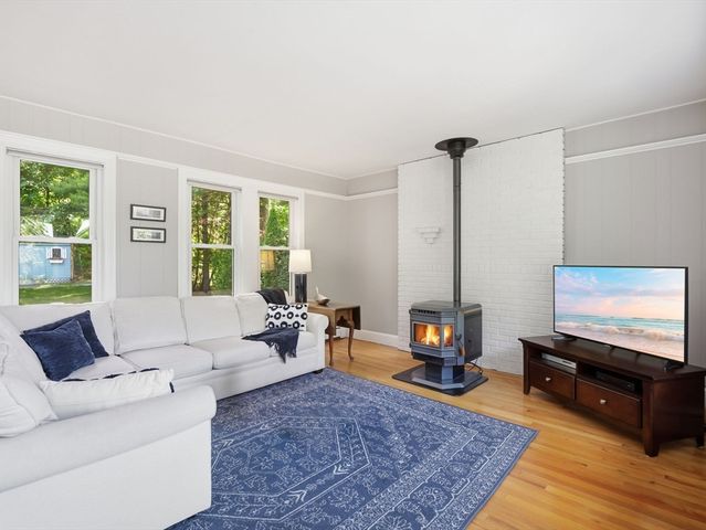 29 Bedford, Burlington, MA 01803