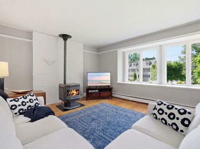29 Bedford, Burlington, MA 01803