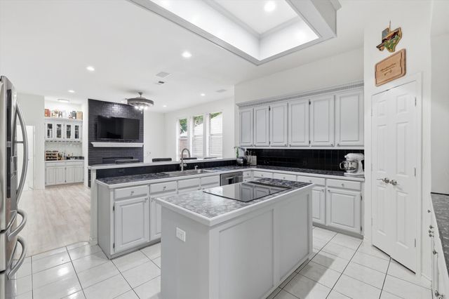 2105 Leeds Drive, Plano, TX 75025