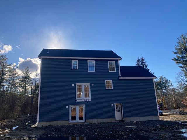 501 West Washington St, Hanson, MA 02341