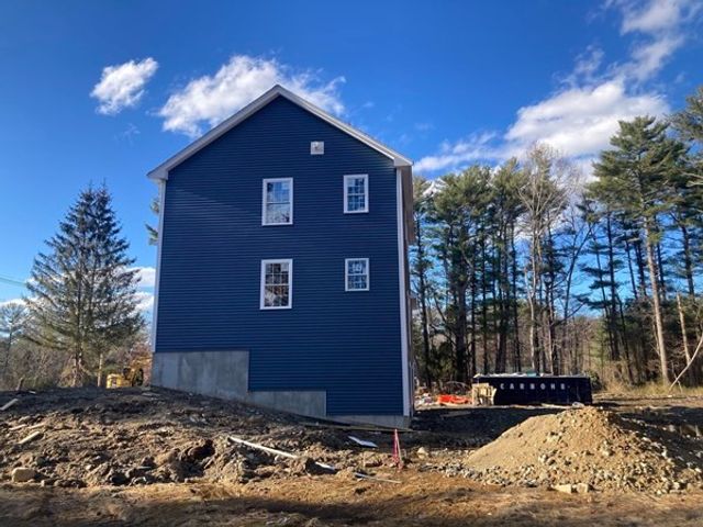 501 West Washington St, Hanson, MA 02341