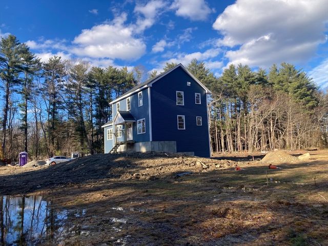 501 West Washington St, Hanson, MA 02341
