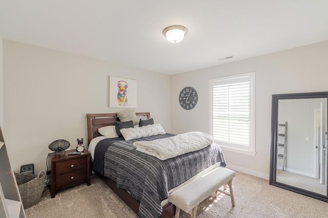 875 Farmview Drive, Valparaiso, IN 46383