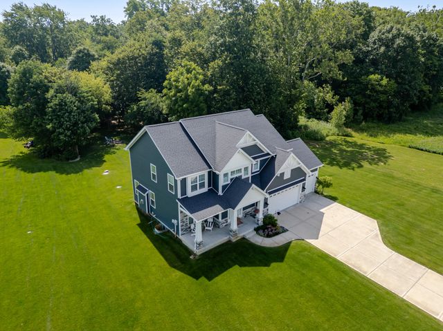 875 Farmview Drive, Valparaiso, IN 46383