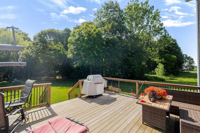 875 Farmview Drive, Valparaiso, IN 46383