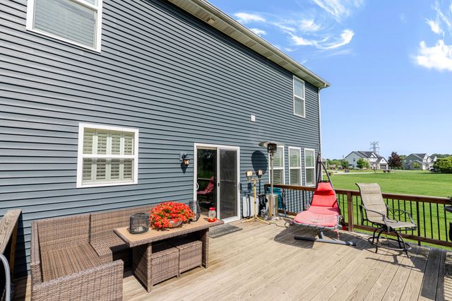 875 Farmview Drive, Valparaiso, IN 46383
