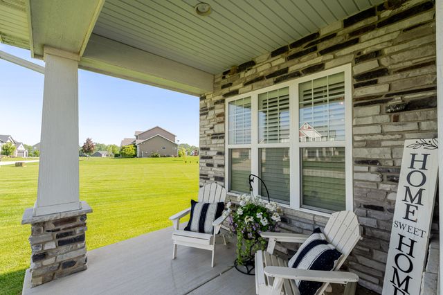 875 Farmview Drive, Valparaiso, IN 46383