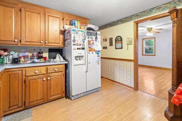 6 Beatrice Rd, Beverly, MA 01915