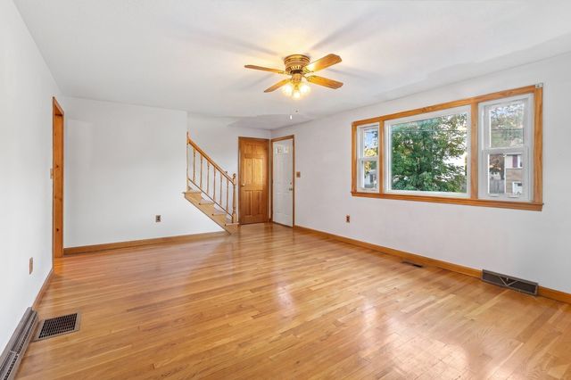 6 Beatrice Rd, Beverly, MA 01915
