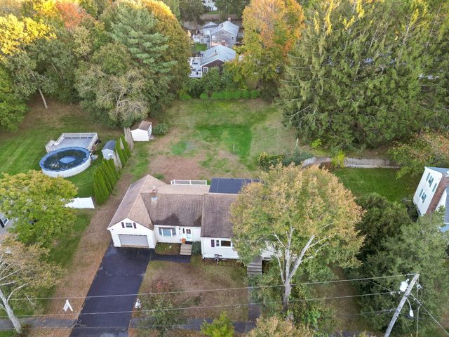 6 Beatrice Rd, Beverly, MA 01915