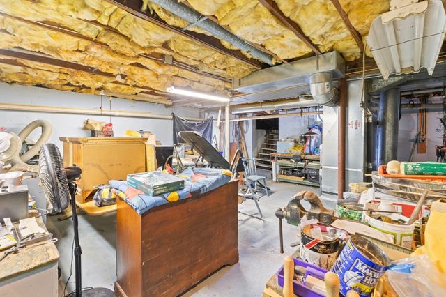 6 Beatrice Rd, Beverly, MA 01915
