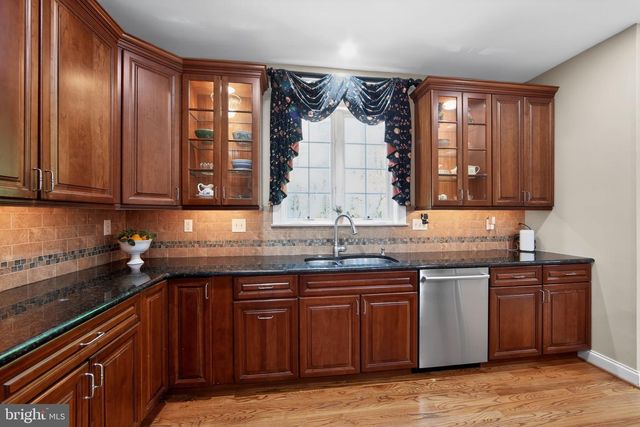 1315 RICHMOND PL, Downingtown, PA 19335