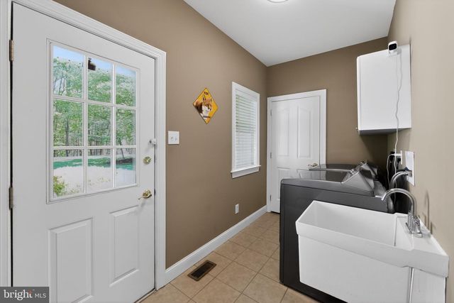 1315 RICHMOND PL, Downingtown, PA 19335