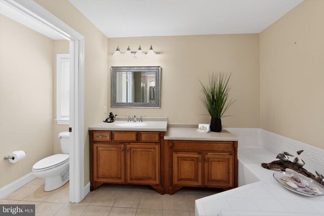 1315 RICHMOND PL, Downingtown, PA 19335