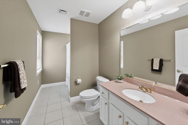 1315 RICHMOND PL, Downingtown, PA 19335