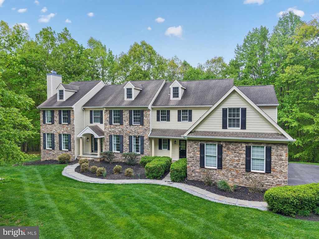 1315 RICHMOND PL, Downingtown, PA 19335
