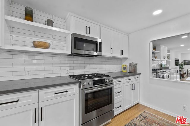 2714 Auburn Street 103, Los Angeles, CA 90039