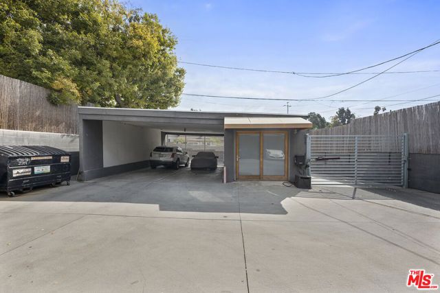 2714 Auburn Street 103, Los Angeles, CA 90039