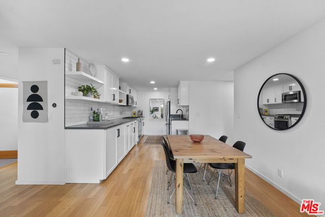 2714 Auburn Street 103, Los Angeles, CA 90039