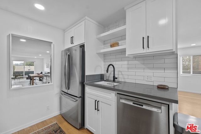 2714 Auburn Street 103, Los Angeles, CA 90039