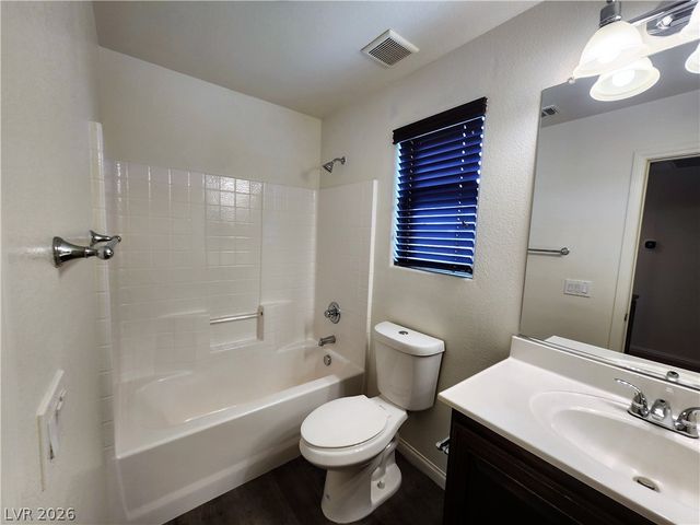 9326 Pencil Cedar Avenue, Las Vegas, NV 89149