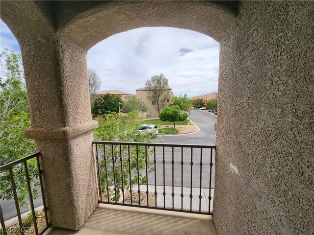 9326 Pencil Cedar Avenue, Las Vegas, NV 89149