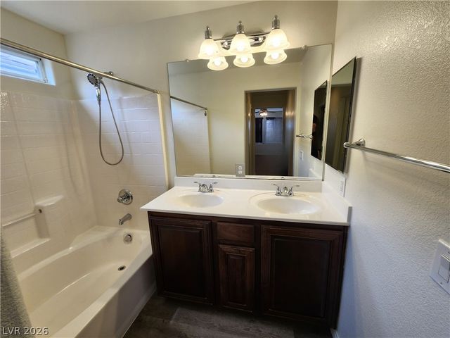 9326 Pencil Cedar Avenue, Las Vegas, NV 89149