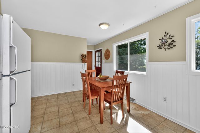 57 Fuller Terrace, Colonie, NY 12205