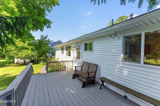 57 Fuller Terrace, Colonie, NY 12205