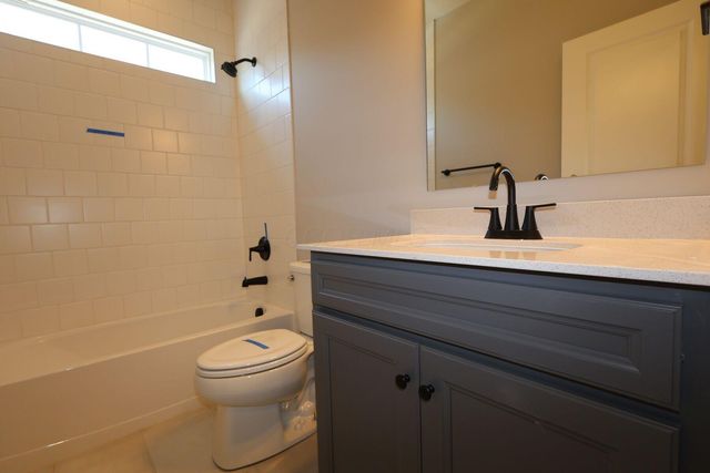 6956 Corsican Loop N, Hilliard, OH 43026