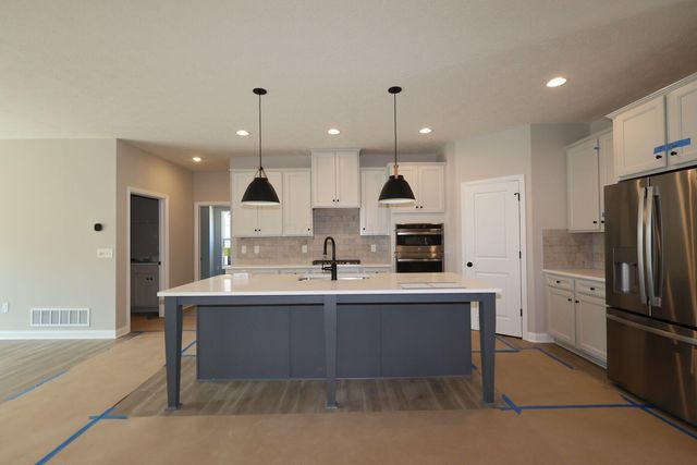 6956 Corsican Loop N, Hilliard, OH 43026