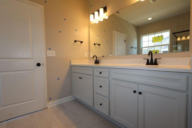 6956 Corsican Loop N, Hilliard, OH 43026