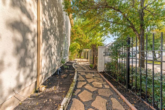 5318 Fayette Street, Houston, TX 77056