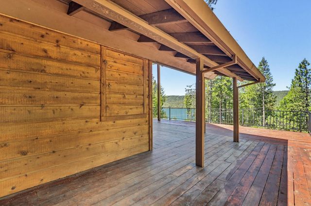 12769 Gaston Dr, Nevada City, CA 95959